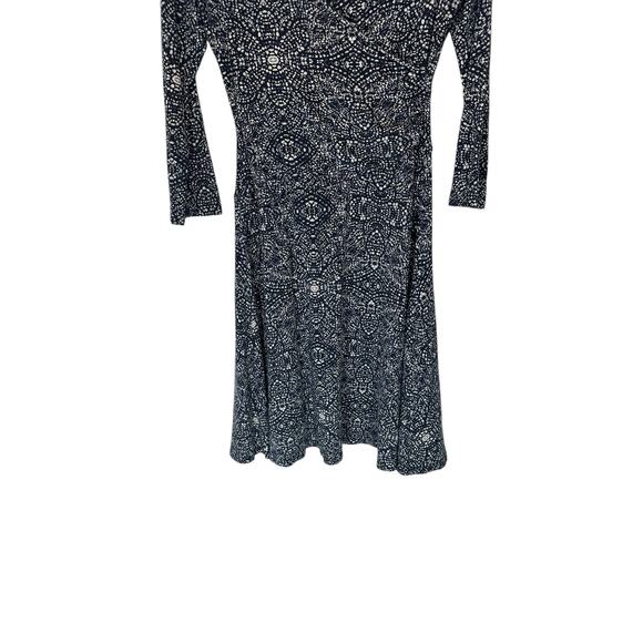 Garnett Hill Brianna‎ Surplice Knit Dress Blue White Faux Wrap Slimming Small - Picture 4 of 11